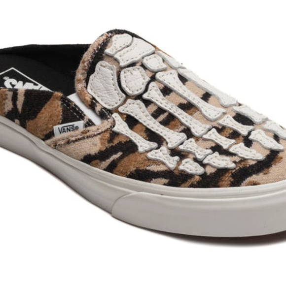 Vans Shoes - #52 New with Tags Vans Hazy Bones Mules